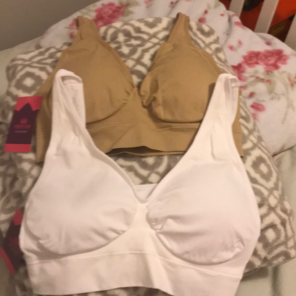 Empetura everyday shaper bra.